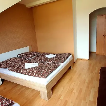 Highway 게스트하우스